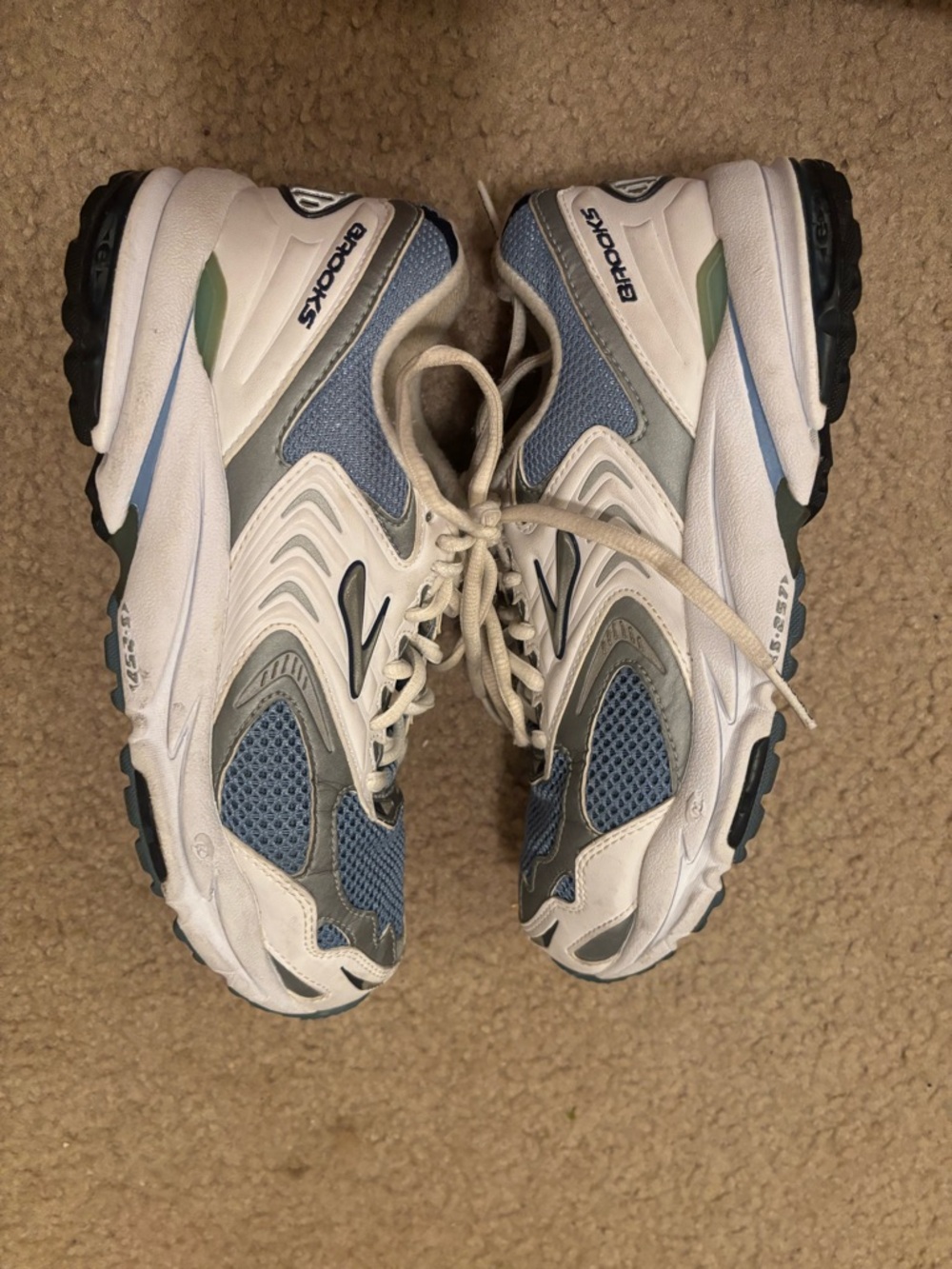 Brooks Ariel women running shoes blue white
